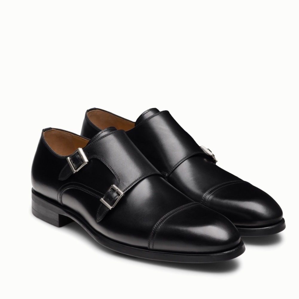 Magnanni Benetiez II Double Monk Strap
Loafer men size 11.5 like New
$395
Black
